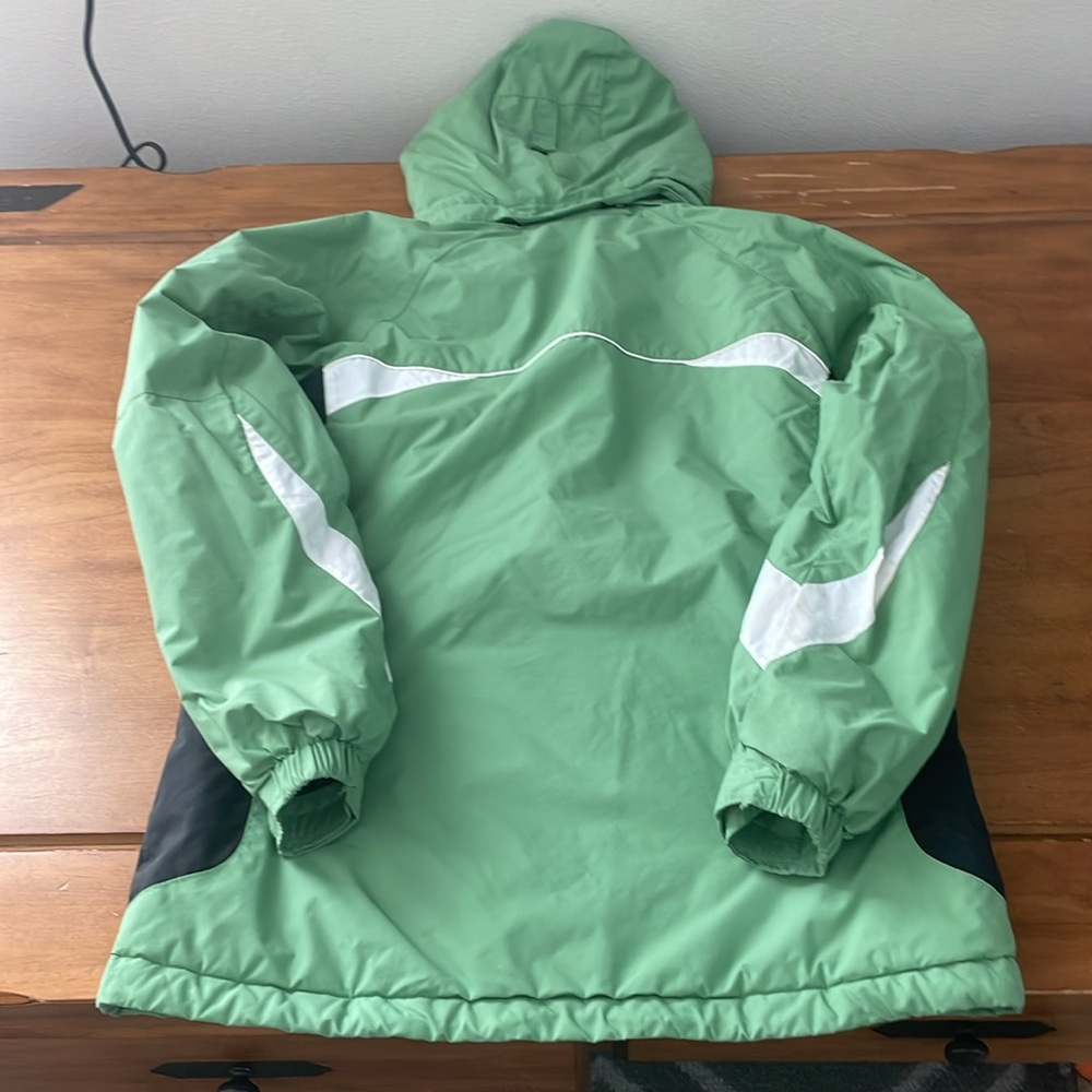 Columbia Green and White Jacket Size Medium - Picture 15 of 15